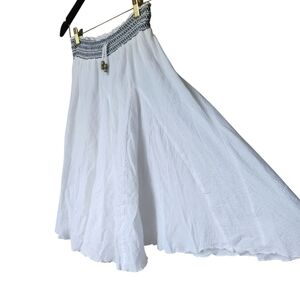 A. Byer White Asymmetrical Skirt